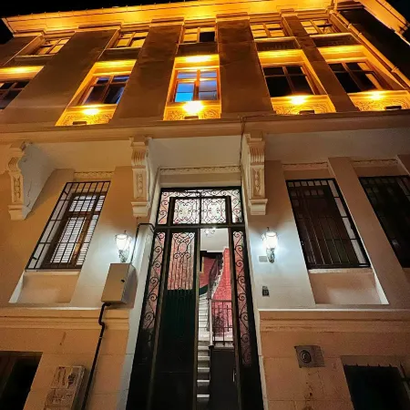 St Moscow Taksim by Emmy