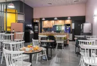 B&B Hotel Lyon Centre Perrache - breakfast