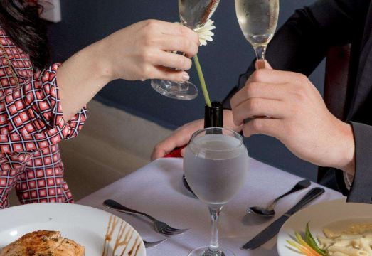 2. 호델파 센트로 ..