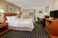 Days Inn by Wyndham Kent - Akron, Ohio - 2-Sterne