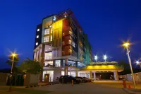 Anna-Nava Pakkret Hotel