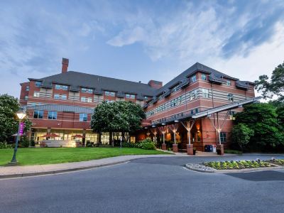 Kellogg Conference Hotel Capitol Hill at Gallaudet University