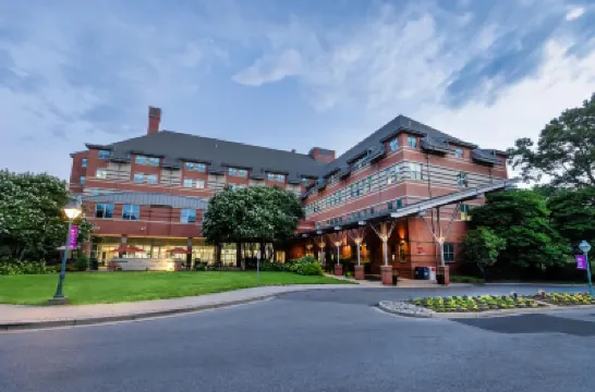Kellogg Conference Hotel Capitol Hill at Gallaudet University Hotels near Asylum Square