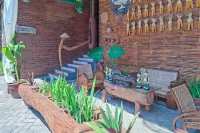 Omah Kampoeng Near UKSW Salatiga Mitra RedDoorz Hotel dekat Fakultas Dakwah UIN Salatiga
