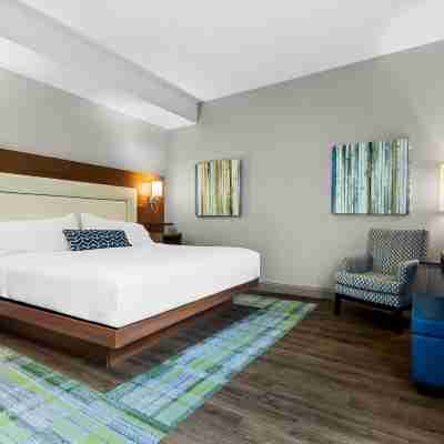 Best Western Plus Mont-Laurier Rooms