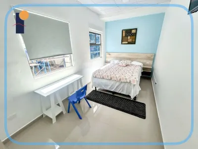 Apartamentos Ronald Hotels near Motores y Maquinaria de El Salvador S.A. de C.V.