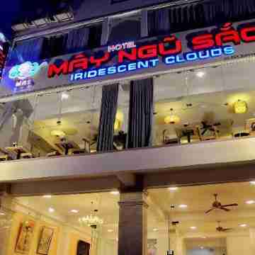 Iridescent Clouds Hotel Hotel Exterior