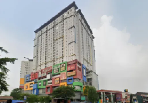 Simple 2 bedroom above mall bassura Netflix