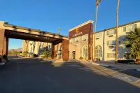 La Quinta Inn & Suites by Wyndham Safford Copper Valley - صديق للحيوانات الاليفة