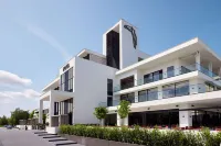 Van der Valk Hotel Nuland - 's-Hertogenbosch Hotel dekat Waterwingebied Nuland