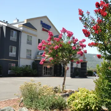 Fairfield Inn & Suites Ukiah Mendocino County