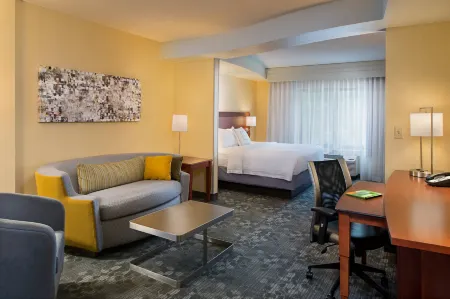 Courtyard Hanover Lebanon