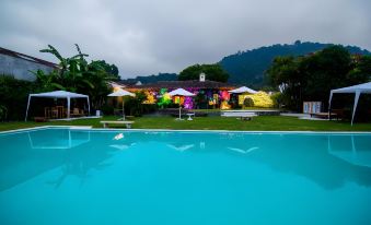 Yes Please! Hostel