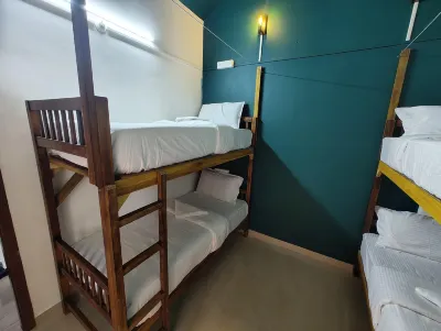 Sky's Surf Hostel