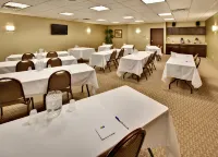 Holiday Inn Express & Suites Council Bluffs - Conv Ctr Area Hotels in Council Bluffs