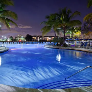 DoubleTree Resort by Hilton Hollywood Beach