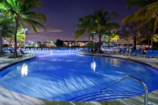 DoubleTree Resort by Hilton Hollywood Beach