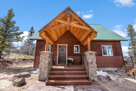 -- New Build -- Horseshoe Hideaway with Amazing Views