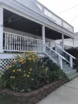 Location Value! Steps to Beach Perfect for Summer Trip - Renovated 4-5BR Retreat - 발코니