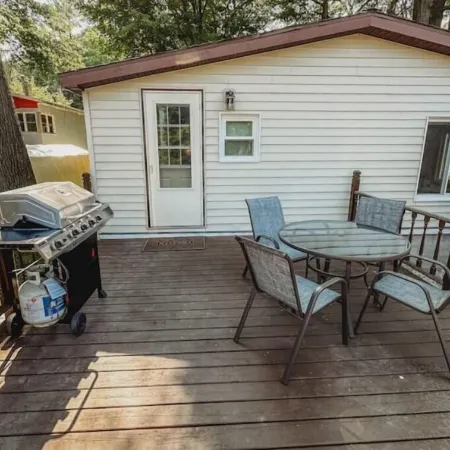 Mooseyard Lodge
