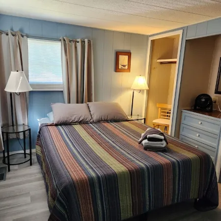 Seasonal Fully Furnished Mobile home