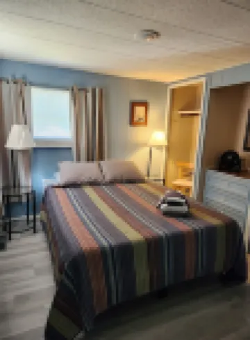 Seasonal Fully Furnished Mobile home