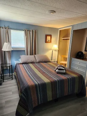 Seasonal Fully Furnished Mobile home