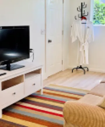 Cozy studio in adorable Nevada City with AC, WiFi