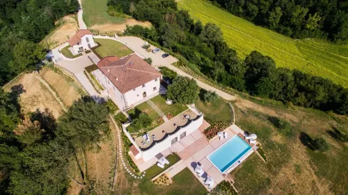 Elegant Villa in Figline, near the Mall,A/C,Sauna,saltwater heatable pool,sl 18 Hoteles en Reggello