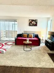 1Bedroom Studio NRG MDA Med UH Zoo DT Galleria KgBD Pool WiFi 4KTV