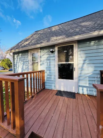 Super Modern 2-Bedroom Riverside Home @ RIT Отели рядом с достопримечательностью «Парк Белманор»