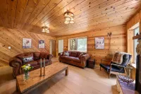 The Wildwood Cabin - Tahoe National Forest