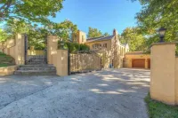 Italian Villa Next to Gathering Place with Pool