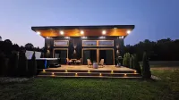 The Mysa - Lux Villa with Sauna & Hot tub / NEW Hôtels à : 