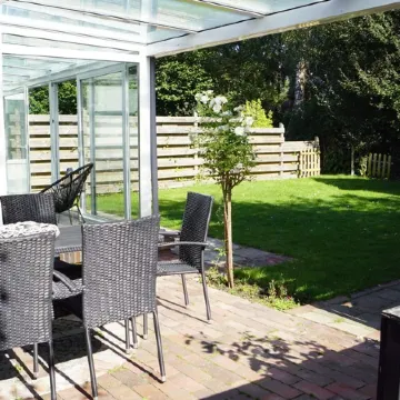 North Sea coast, charming house with fireplace, winter garden, beach chair, new: sauna