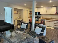 Walk to gondola, Mountain View amazing condo Hotels in Sun Valley