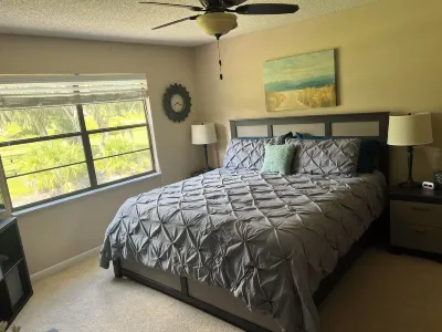 Southern Comfort - Beautiful and spacious 2/2 condo - pool and nature view! Hotels near Mulberry Cultural Center