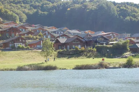 Dream house at the lake (large) at the forest lake Rieden (Eifel)
