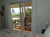 Ocean View 1 BR Cottage  on Oceanfront Property. Permitted