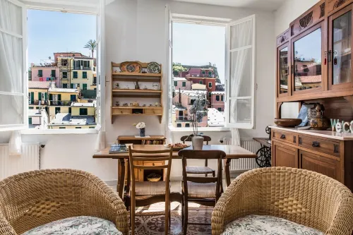 Apartment Overlooking Vernazza's Beautiful Marconi Square. in Front of the Sea