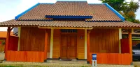 Villa Strawberry Annisa Batu Malang Hotels in Pandanrejo