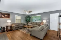 Private Hilltop Retreat on Cozy 1+ Acres with Boat Parking