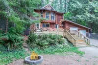 Cedar-sided cabin, RV parking, Kids & Pet friendly