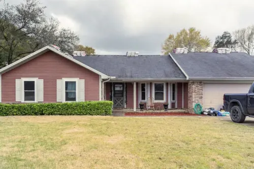 Quiet escape with pool and spa