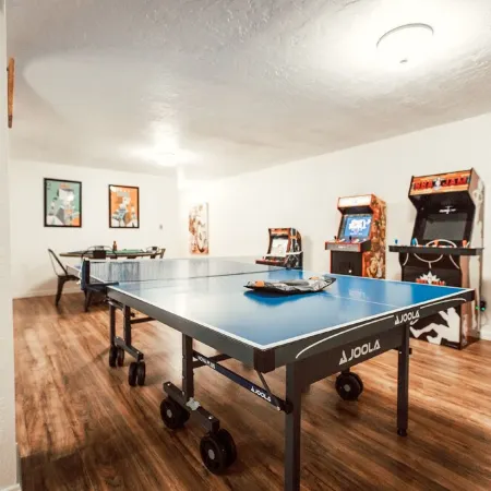 Rim View-5 bed/3 Bath *Game Room/Hot Tub