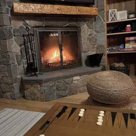 Ski-In/Ski-Out Hike and Swim Okemo Luxury Rustic Condo