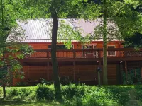 Hocking hillsLogan OhioA birds eye view cabin rentals