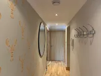 Crabshell Quay Kingsbridge Apartment with a balcony right on the river Hotels in Kingsbridge