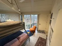 The Escape Pod at Cheat Lake / Morgantown, WVU - 2BD/2BA, HOT TUB, Lake & Golf