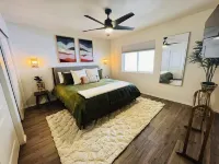 Hillside Home: Amazing Views w/ Big Deck 5 Min. From Downtown + Trailheads!